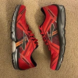 Brooks running shoes “Pure Cadence”